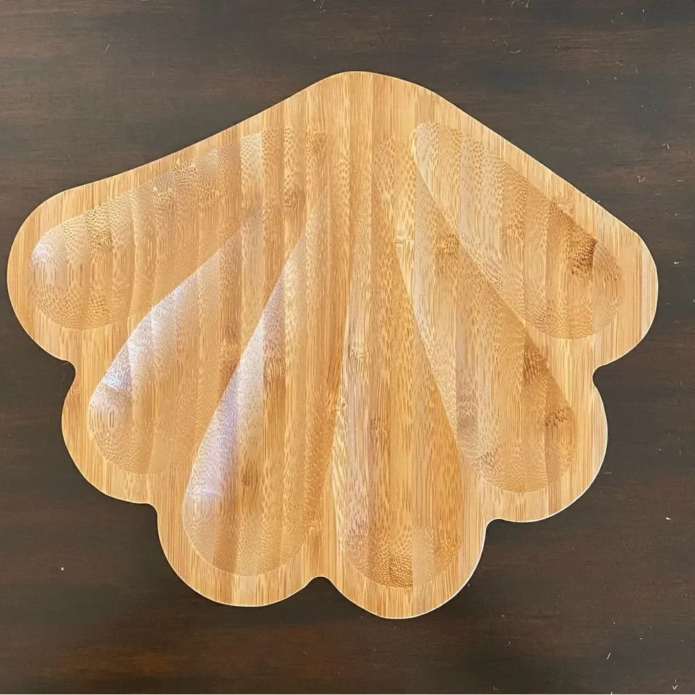 Beachly Bamboo Bombshell Catchall Tray NWT